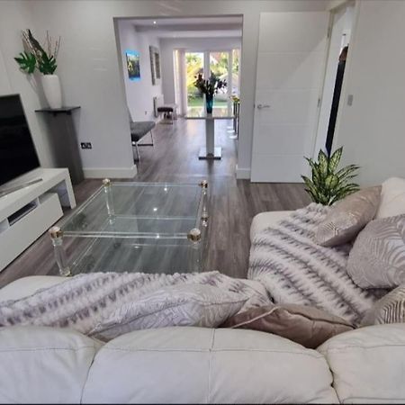 Villa Northbourne House Ferndown Esterno foto