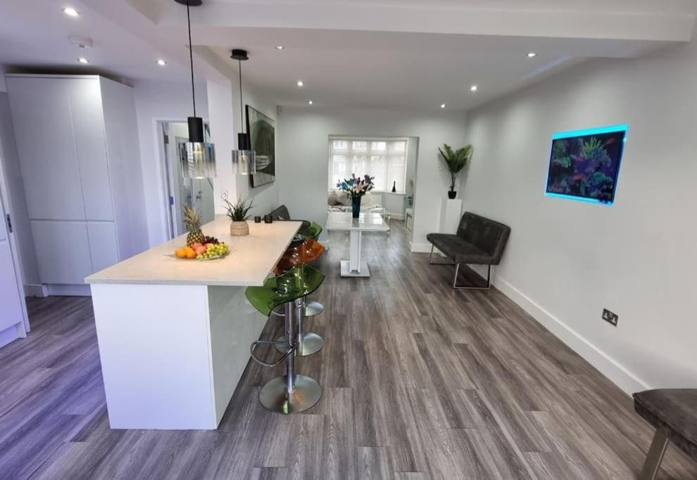 Villa Northbourne House Ferndown Esterno foto