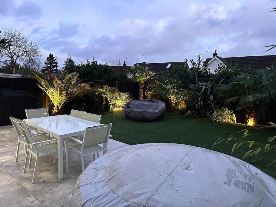 Villa Northbourne House Ferndown Esterno foto