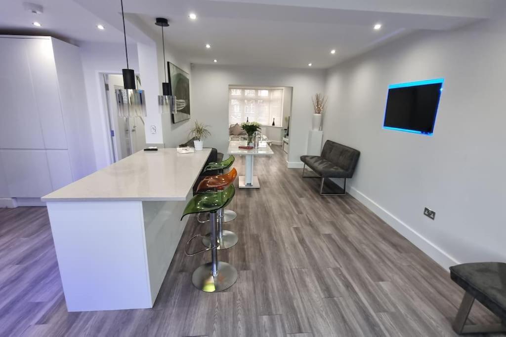 Villa Northbourne House Ferndown Esterno foto